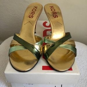 Michael Kors sandals in gold/green size US 8.5